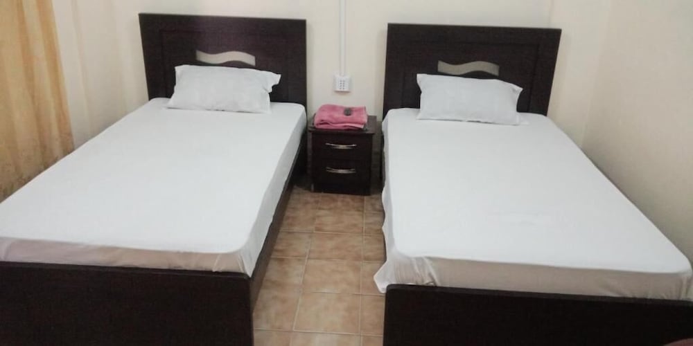 Фото Autobahn Guest house