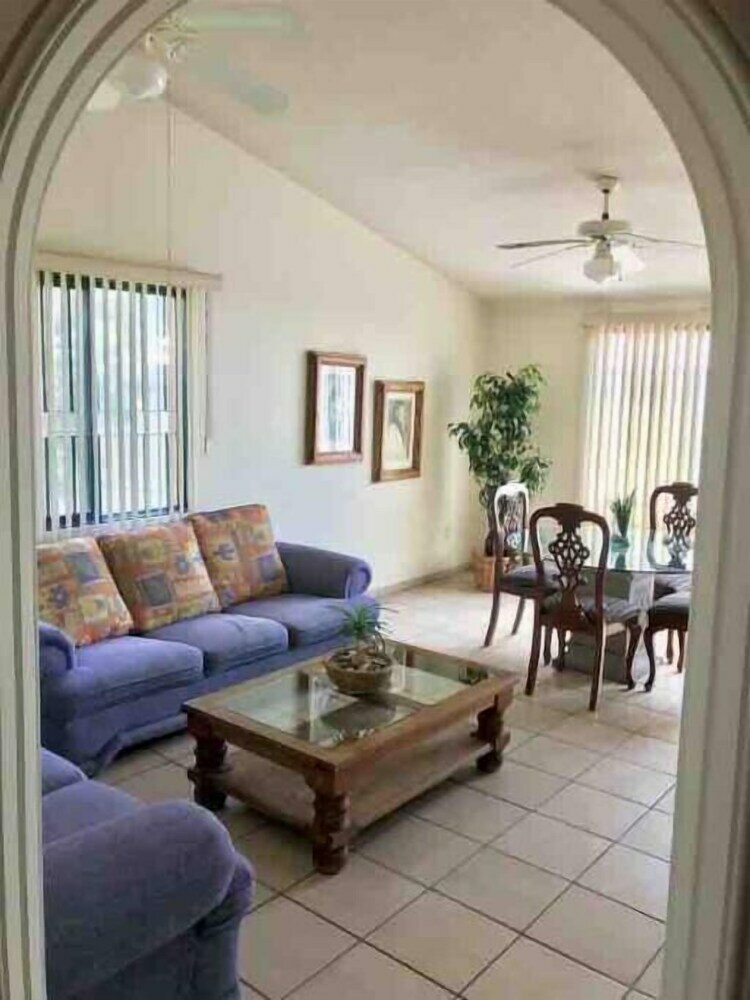 Фото Tranqulidad y Seguridad EN Avenida Principal