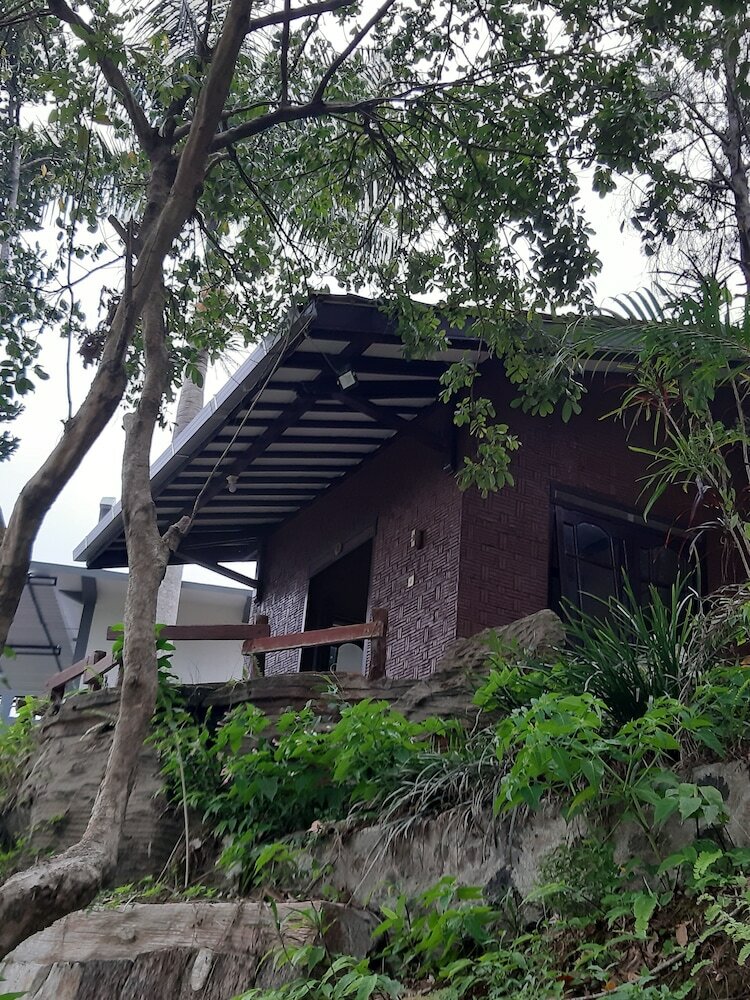 Фото Cahaya Bukit Cemara