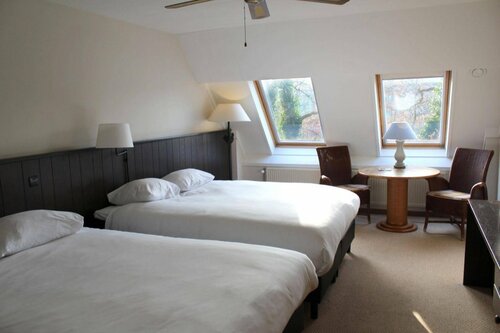 Гостиница Hotel De Broeierd Enschede в Энсхеде