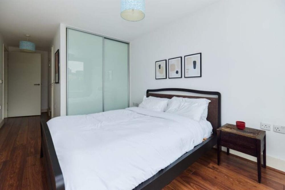 Фото The Graham Park Hideout - Breathtaking 2bdr Flat With Balcony