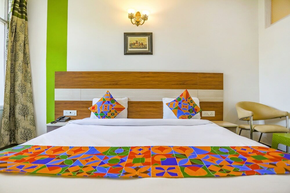 Фото Fabhotel Aravali Suites