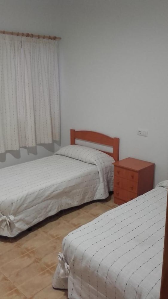 Фото Hostal Virgen del Pilar