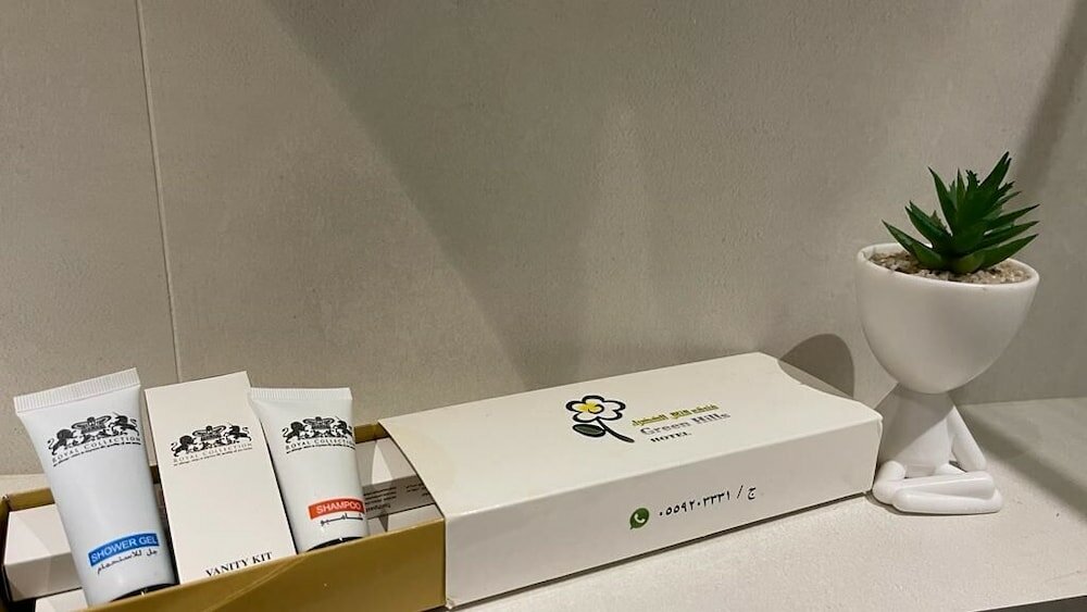 Фото Green Hills Hotel