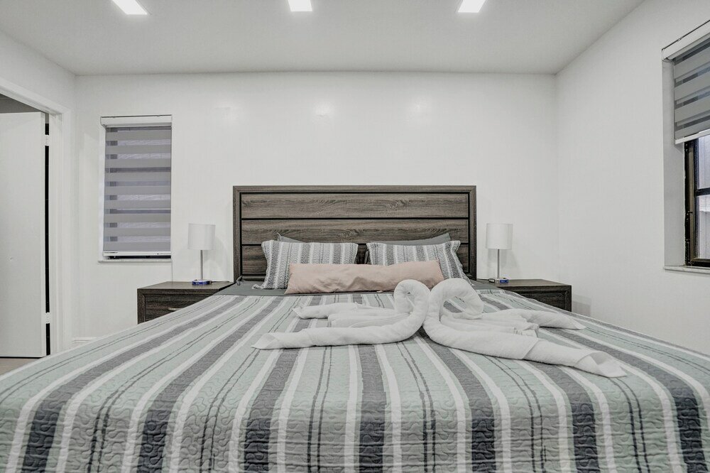 Фото The Lake House in Fort Lauderdale