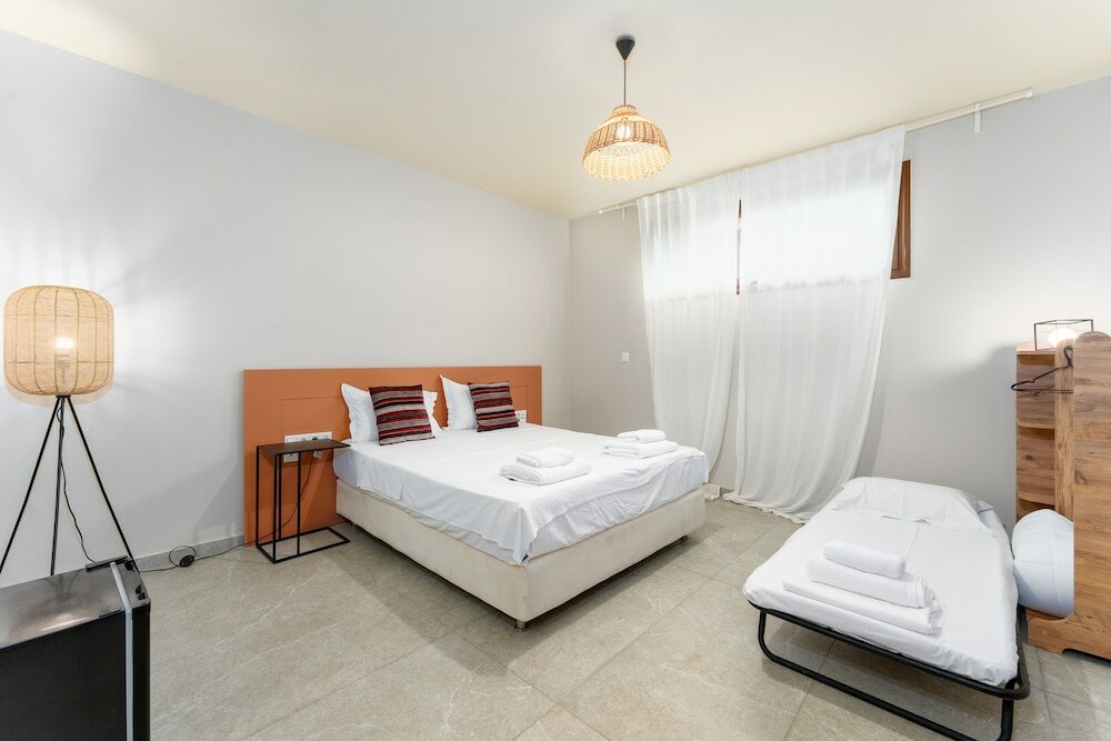 Фото Selina Kaminos Evia