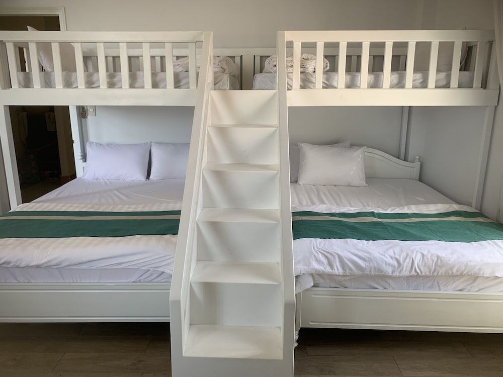 Фото Le Petit Paris Hotel Dalat