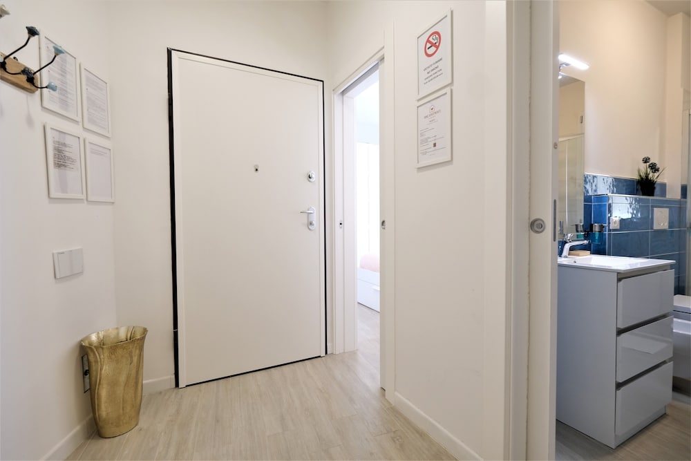 Фото Wine Apartments Florence Masseto