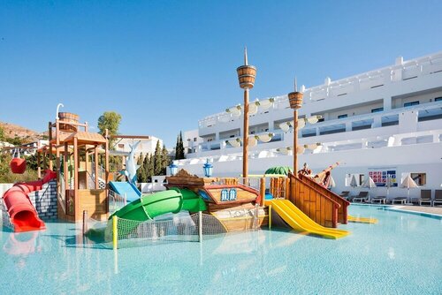 Внешний вид отеля Apartamentos Best Club Pueblo Indalo в Мохакаре, фото 2