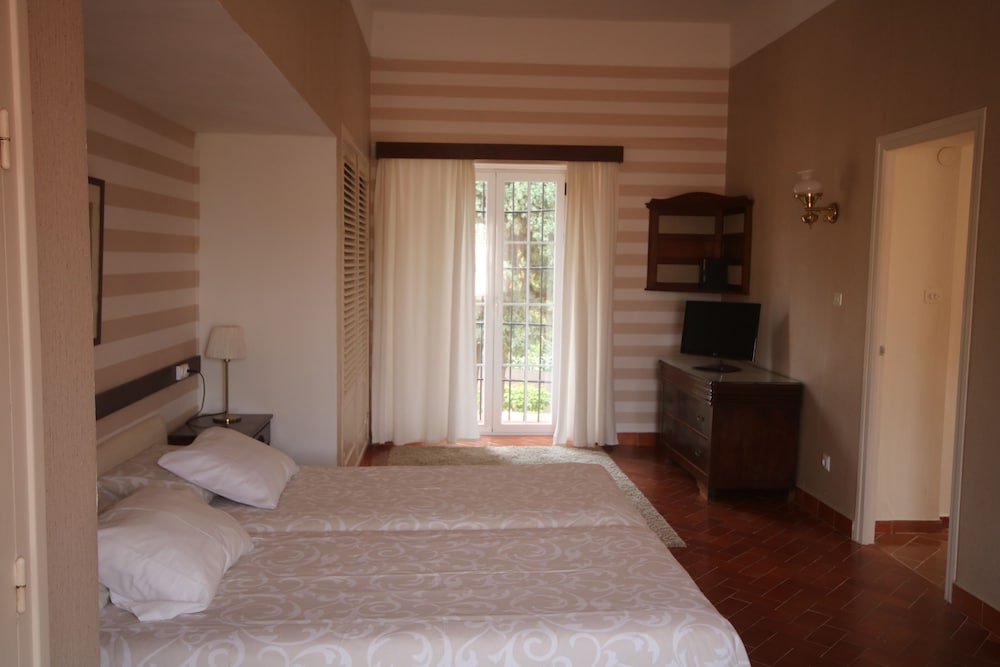 Фото Rent&Dream Villa Malaga Manila