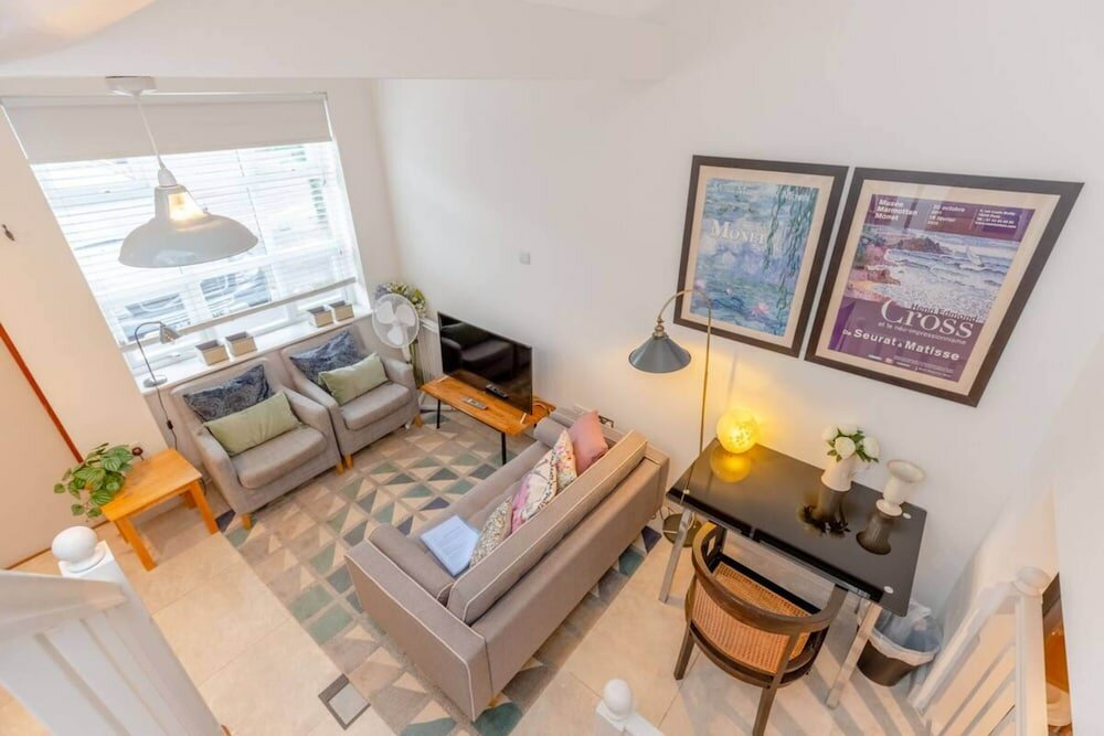 Фото Cosy 1 Bedroom Apartment Near Wimbledon Station