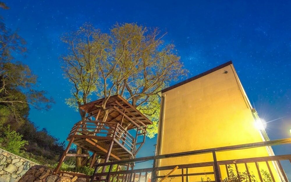 Фото Yeosu Maison Blanche Pension