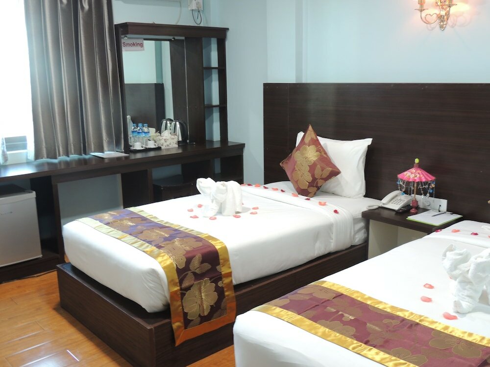Фото Hotel San Taw Win