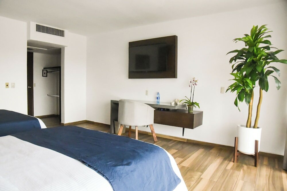 Фото Hotel Expo Plaza