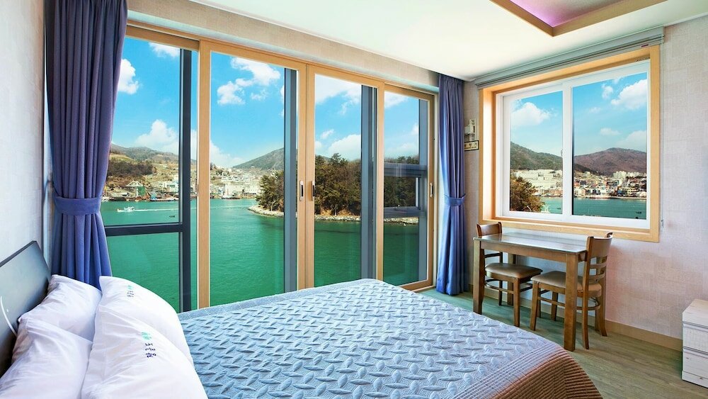 Фото Yeosu Janggun Island Pension