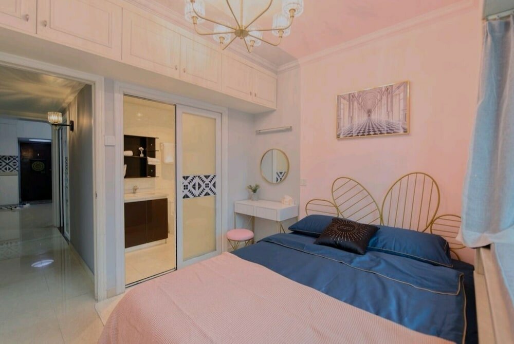 Фото Four Seasons Window View Apartment