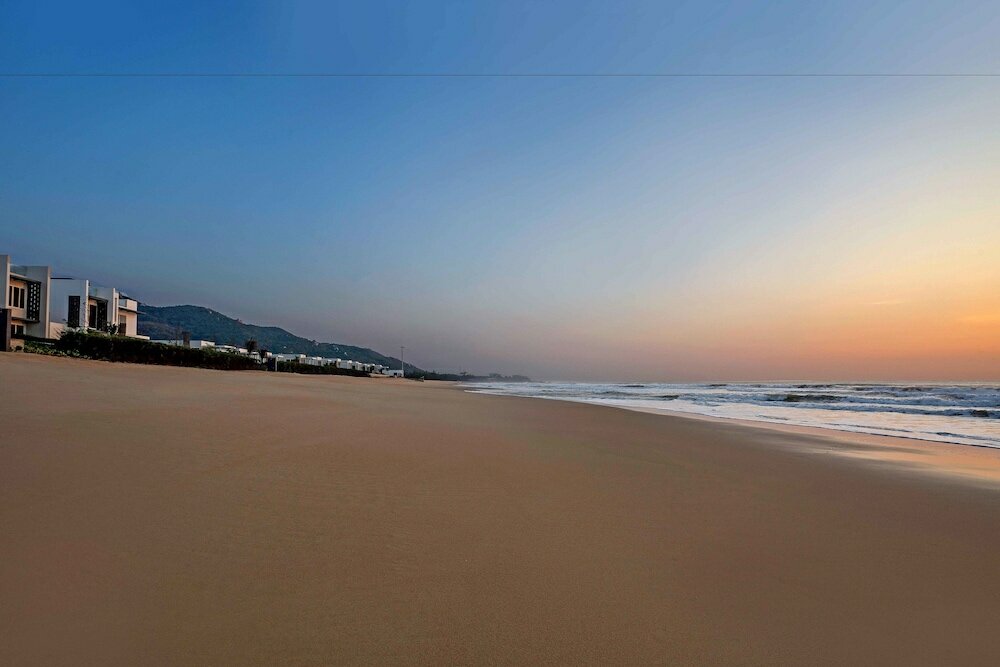 Фото Oceanami Villas & Beach Club - Managed by Oceanami Group