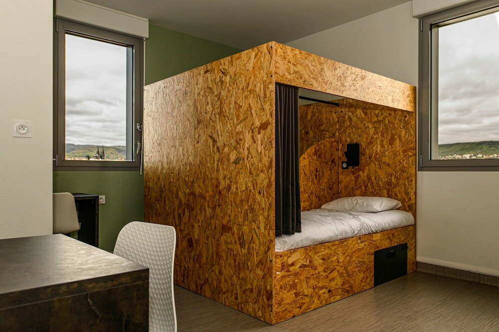 Фото Auberge de jeunesse Hi Clermont-Ferrand