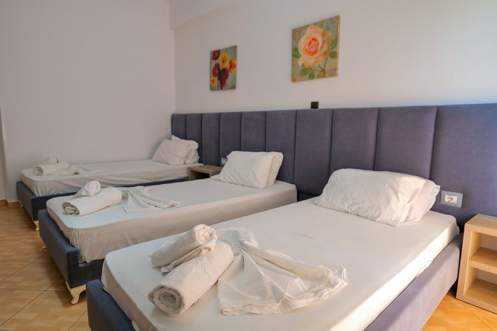 Фото Hotel Driloni