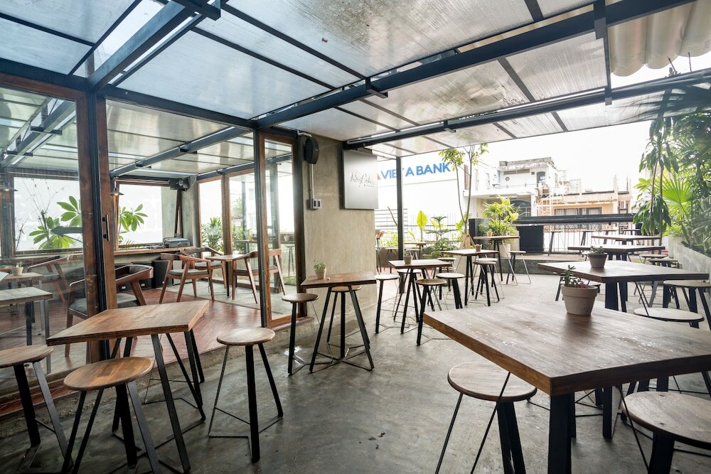 Фото The Garden Hotel and Apartment