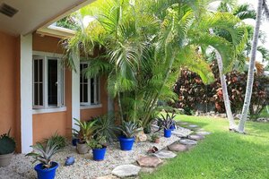 Гостиница Coconut Palm Hideaway в Нассау