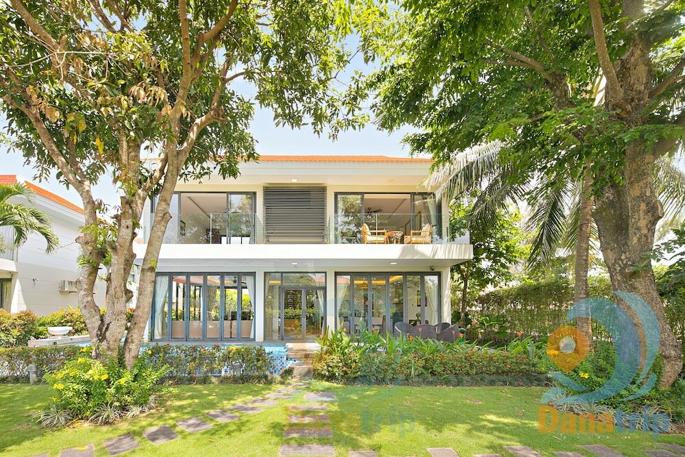 Фото Danang Ocean Beach Villa