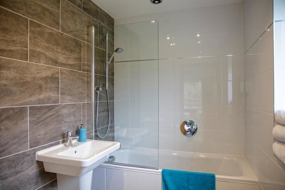 Фото Canada Lodge and Lake