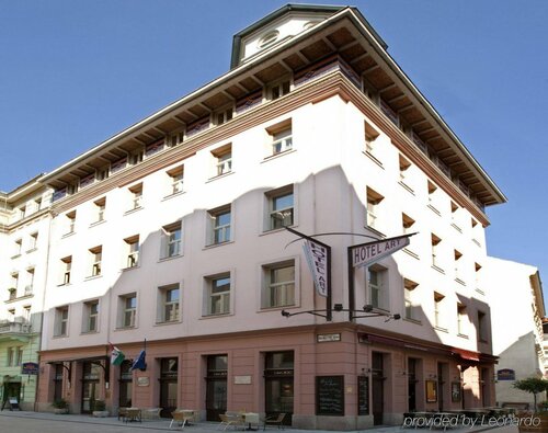 Внешний вид отеля Three Corners Hotel Art в Будапеште, фото 1