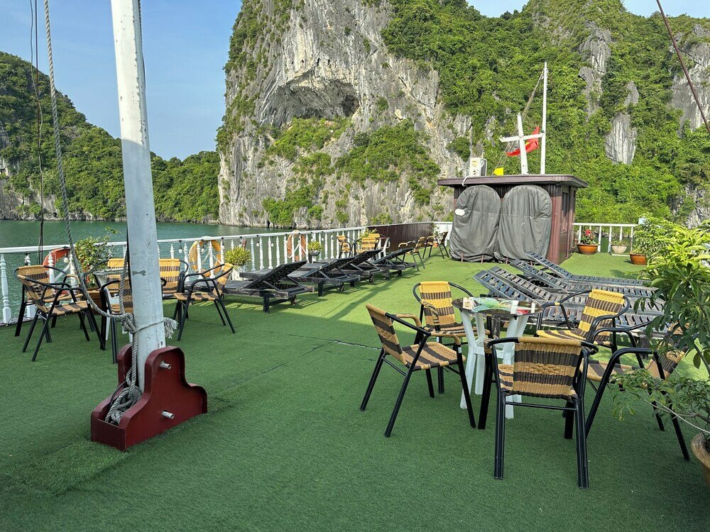 Фото Halong Marina Bay Cruise