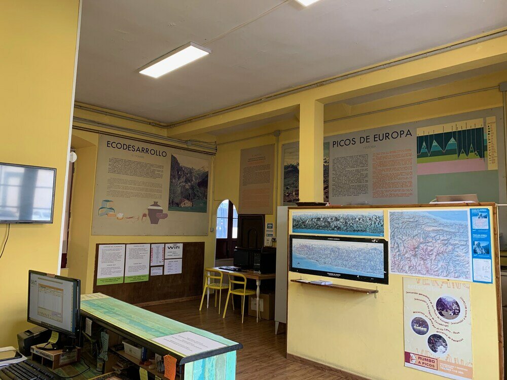 Фото Albergue La Estación - Hostel