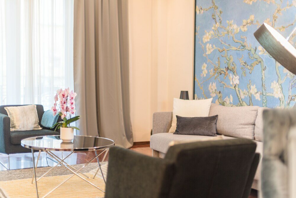 Фото Venus Apartments - Liberty Bridge