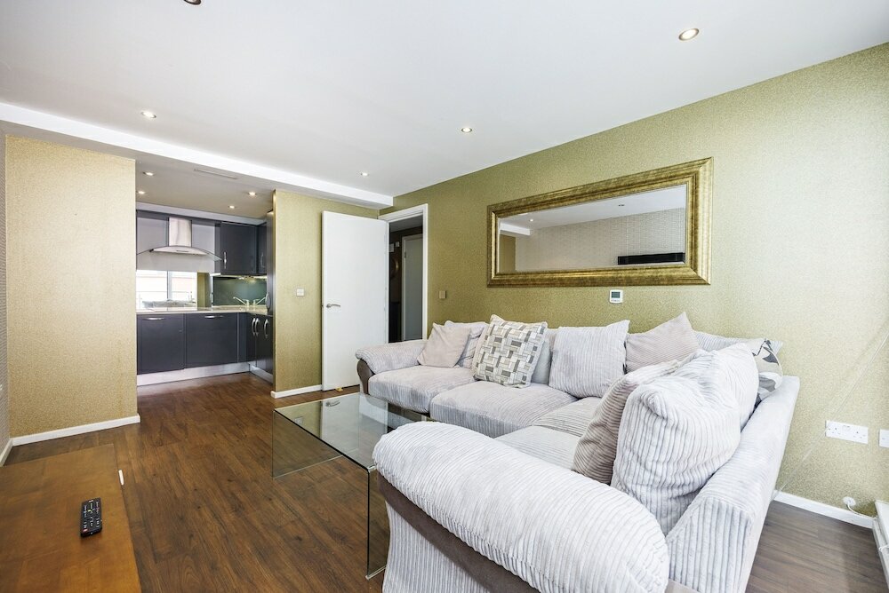 Фото Galore Abode One Bed Apartment