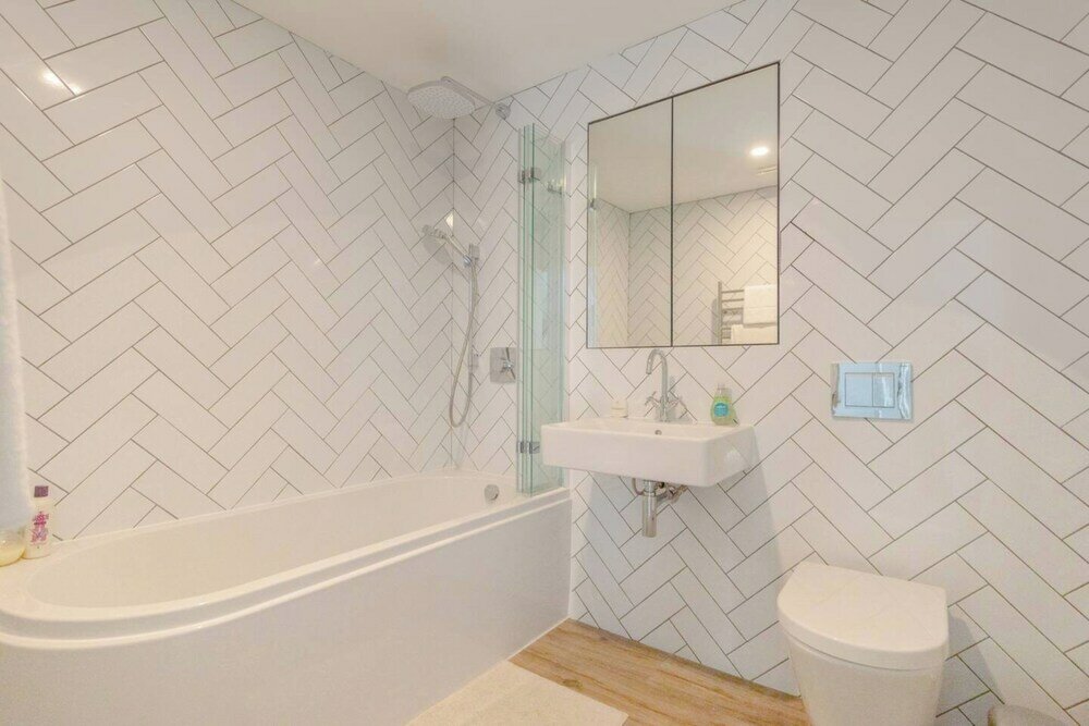 Фото Beautiful & Modern 3bd House- Kennington!