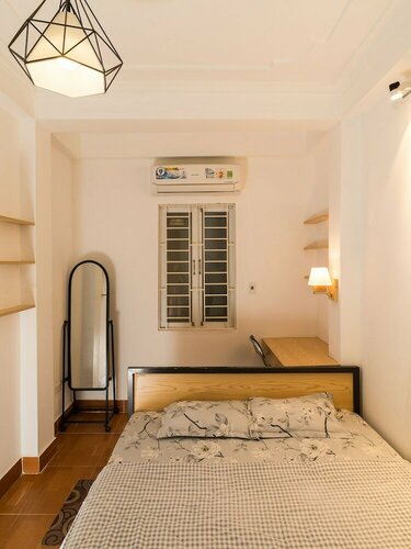 Mom's House Hostel