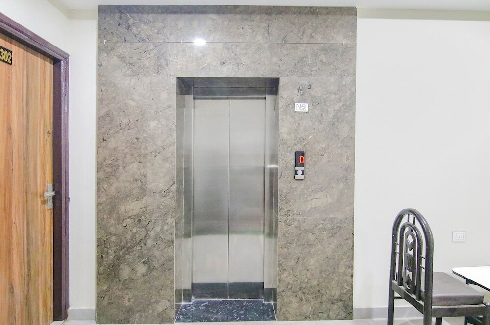 Фото Fabhotel Golden Gate