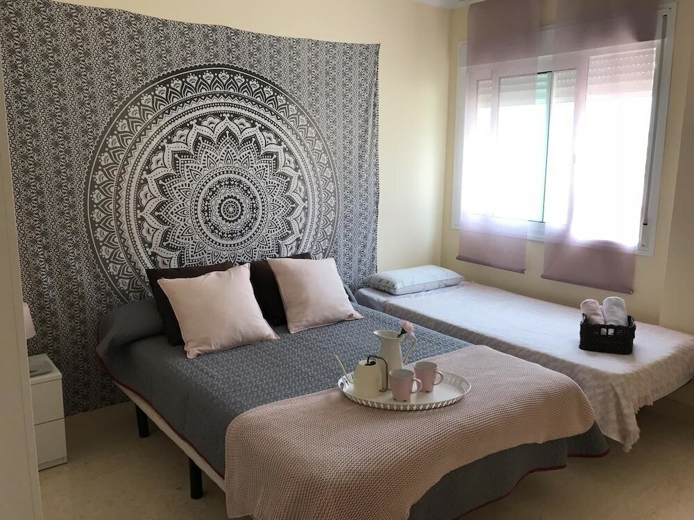 Фото Rooms in Seafront Villa