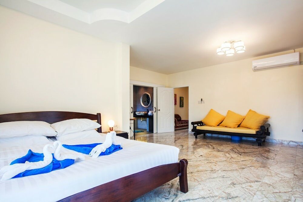 Фото Twin Palm Pool Villa