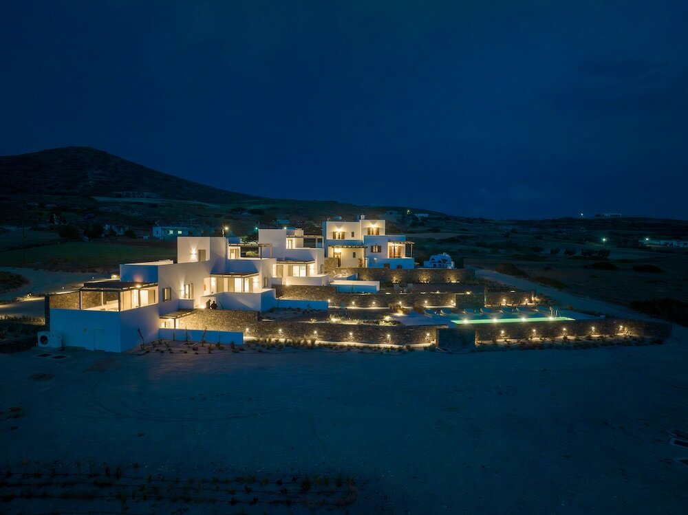 Фото Korfi de Milo