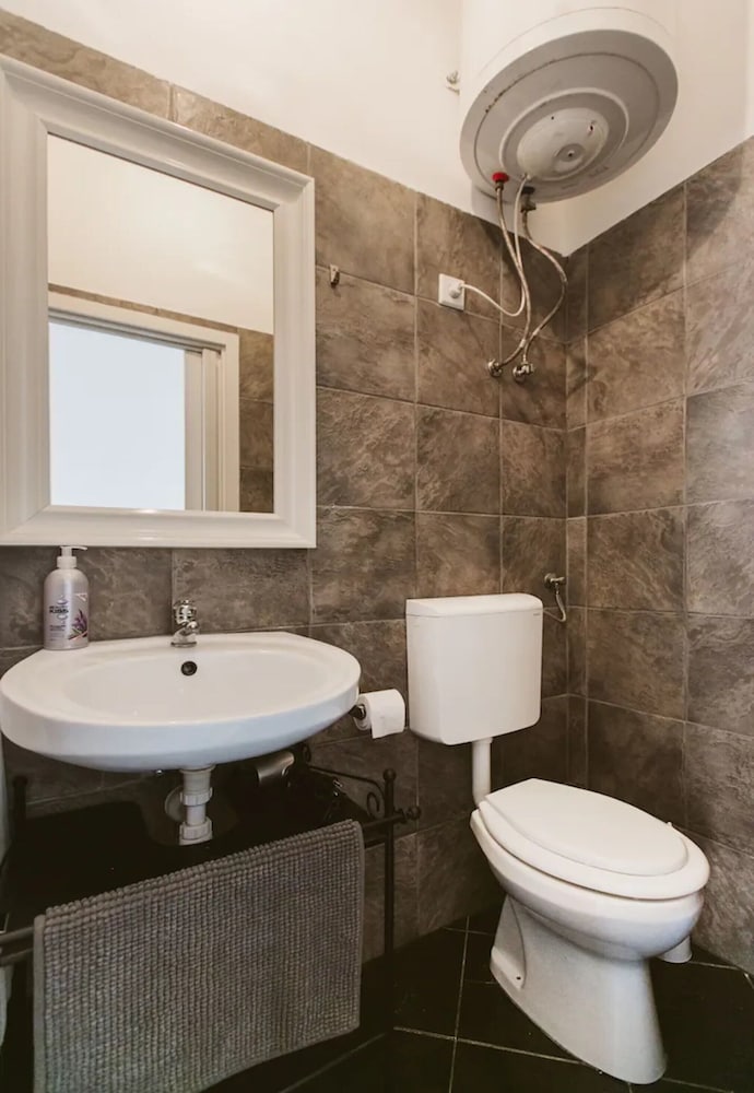 Фото Bright and Cozy - city center