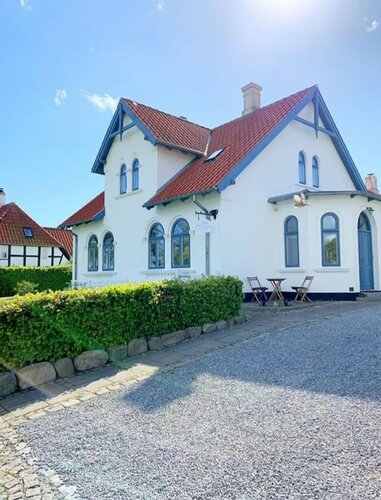 Troense B&b by the sea