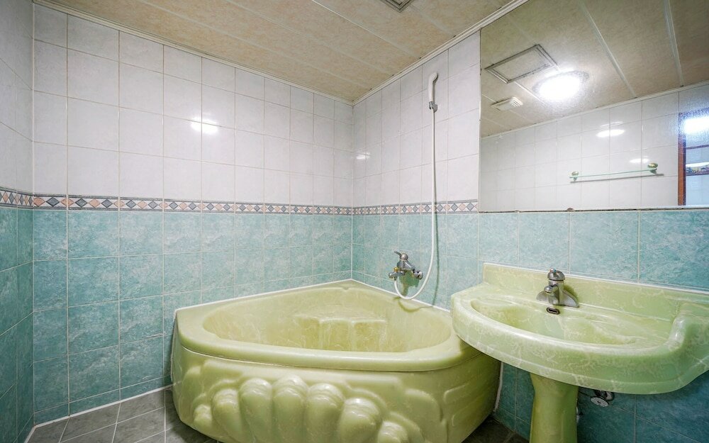 Фото Busan Jaesong-dong Romance