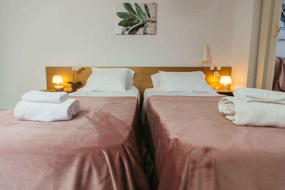 Фото Happy Days Hotel Christina