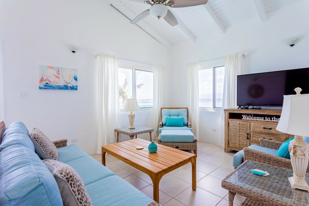 Фото Coralito Bay Suites & Villas