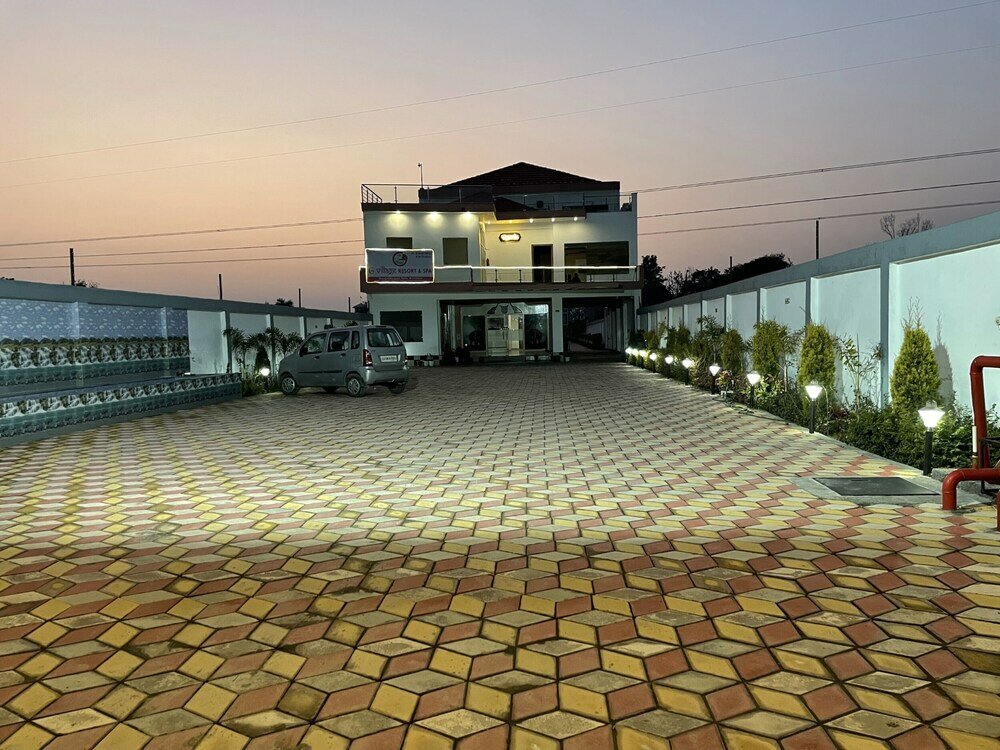 Фото Sumedha G Village Resort and SPA