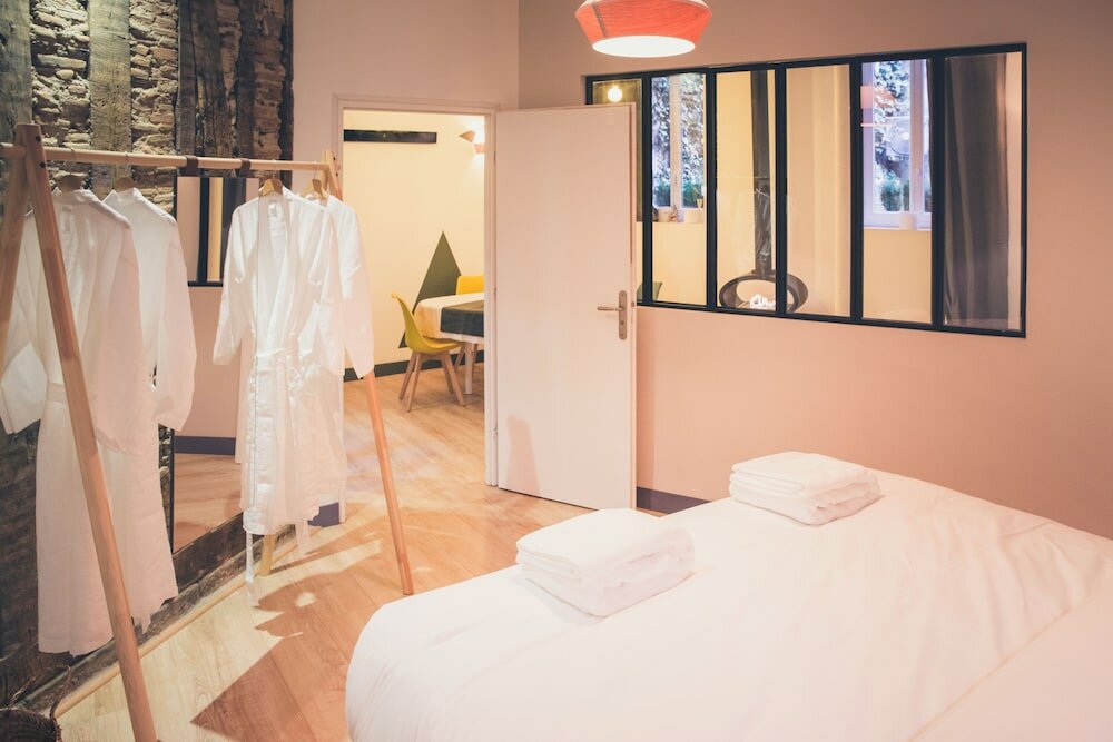 Фото Jk Suites - Appart-Hôtel - SPA Privatif