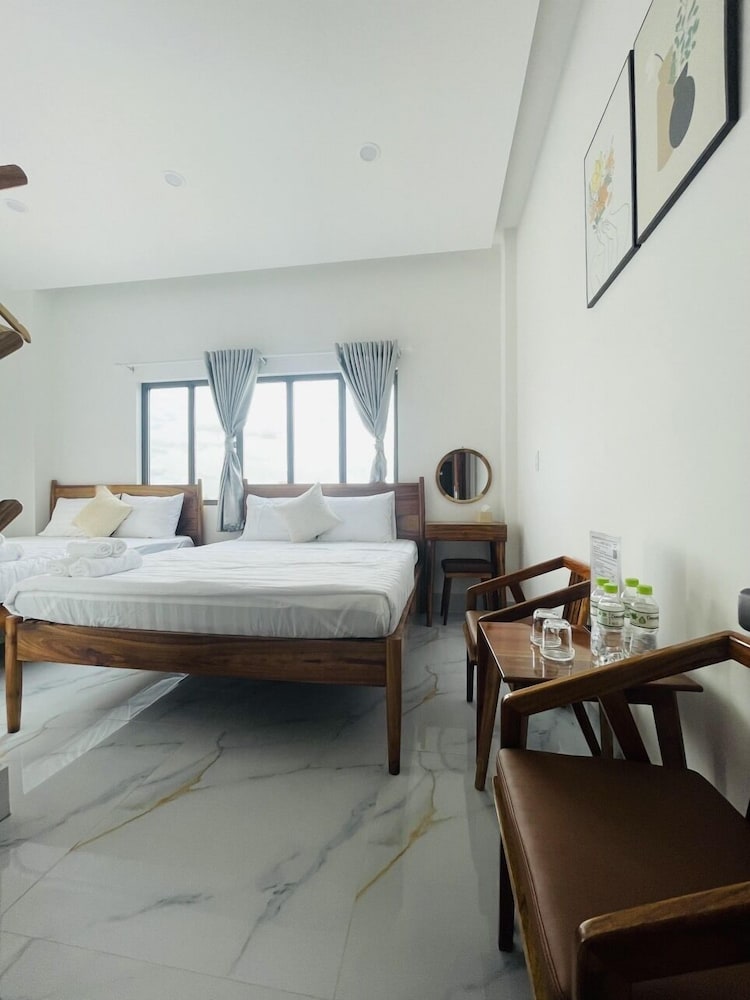 Фото Hero Hostel & Billiards