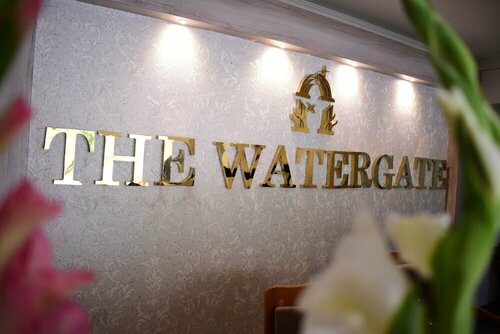 Гостиница Aaroham The Watergate Hotel