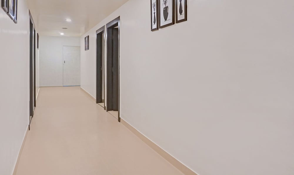 Фото Itsy by Treebo - Crown Inn