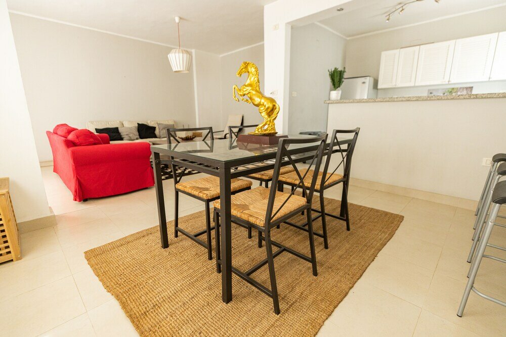 Фото Lily Mint Retreat Inviting 3br Apartment