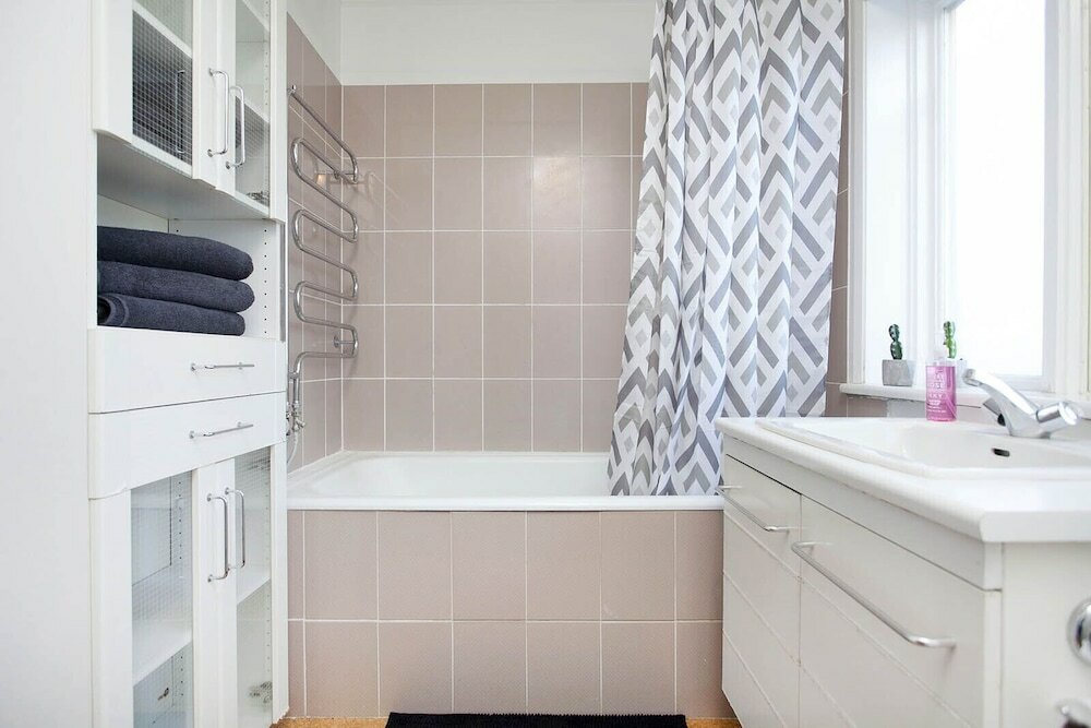 Фото Hringbraut 104